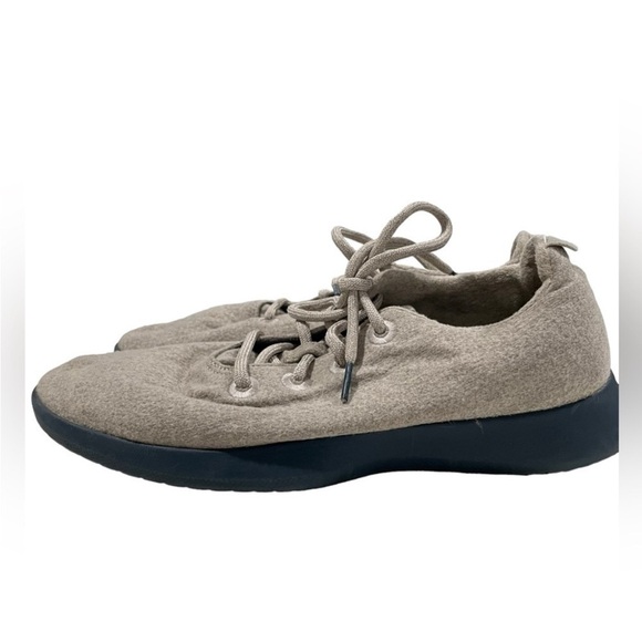 ALLBIRDS Men Sand Navy Blue Sole Wool Runners Sneakers size 11 - Picture 1 of 9